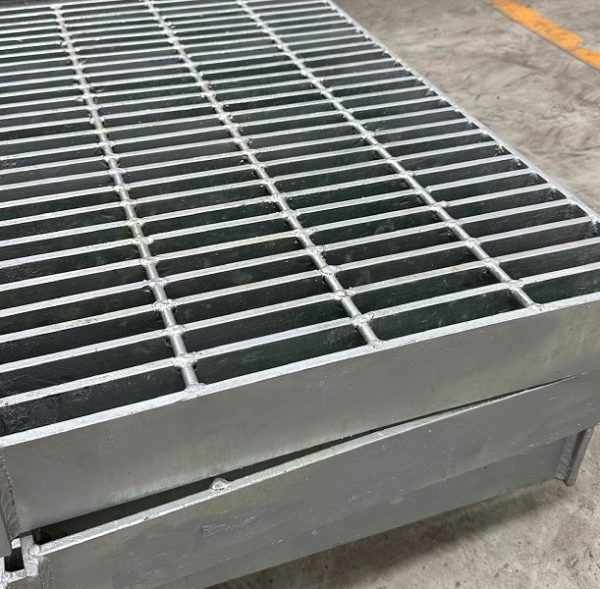 Manufacturer and Supplier of Mild Steel Gratings in Kolkata